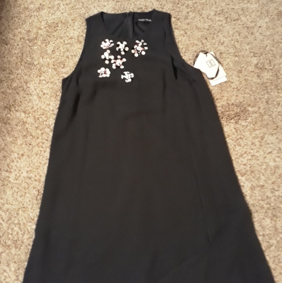 Dress - Picture 3 of 6